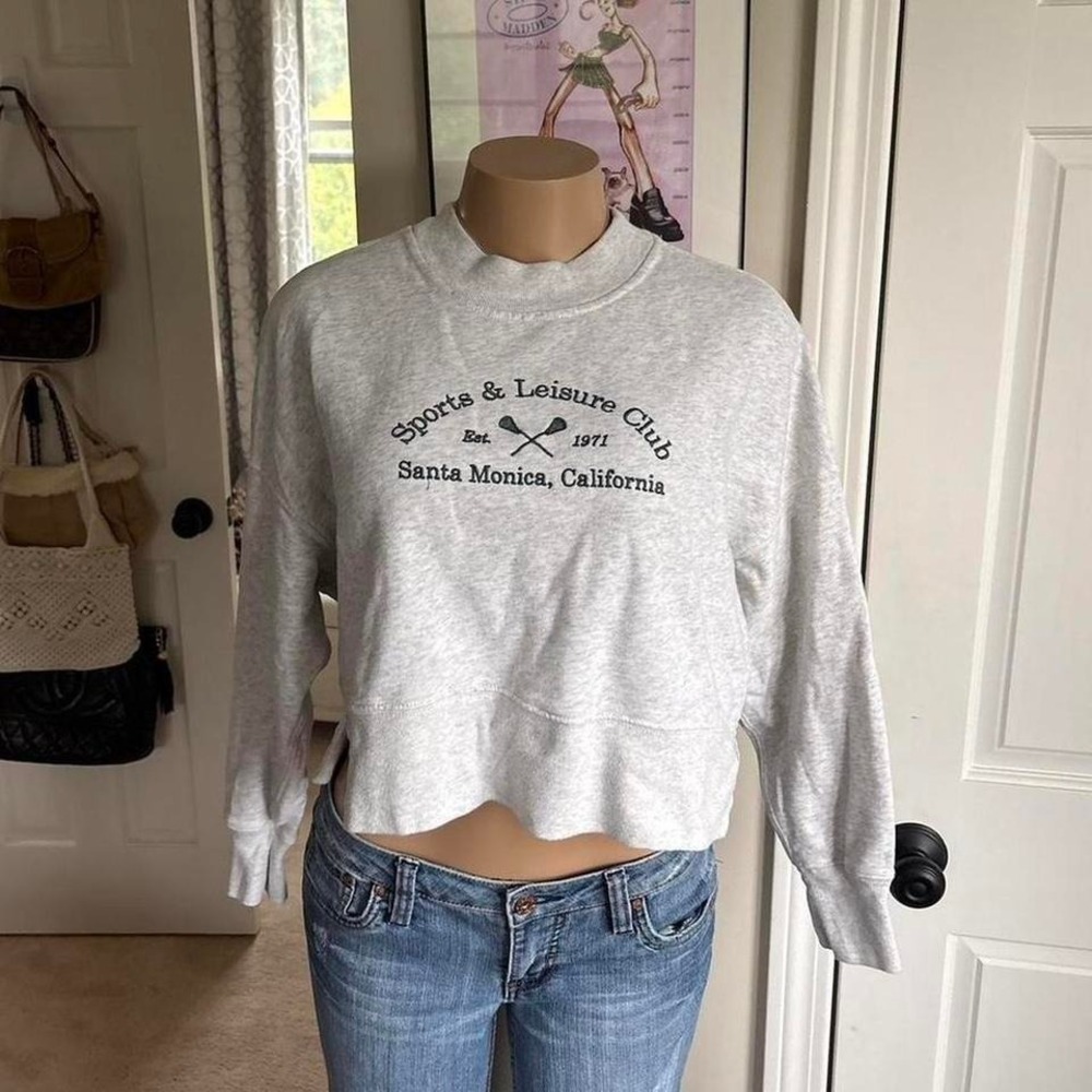 Abercrombie & fitch spellout grey graphic sweatshirt